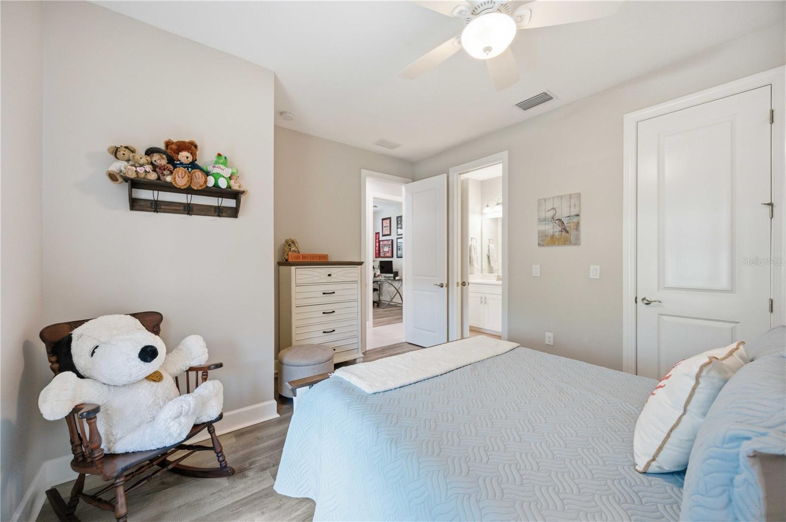 5749 SEMOLINO ST — photo 34