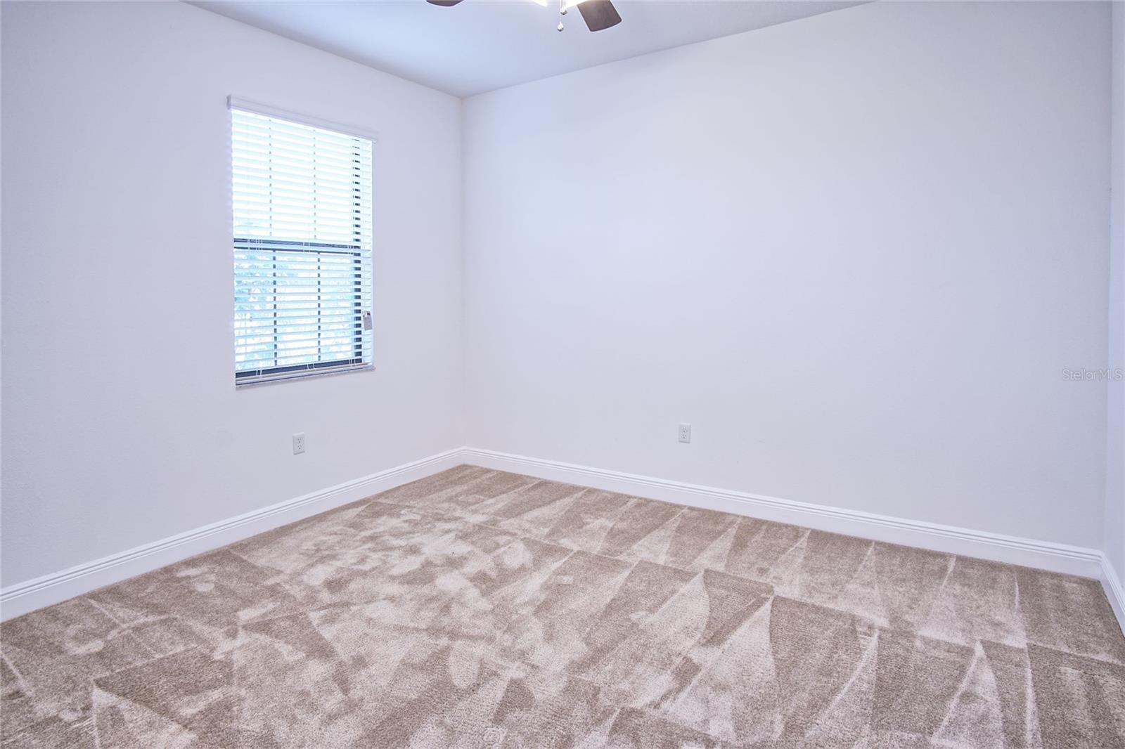 11619 IRIS SPRING CT — photo 14