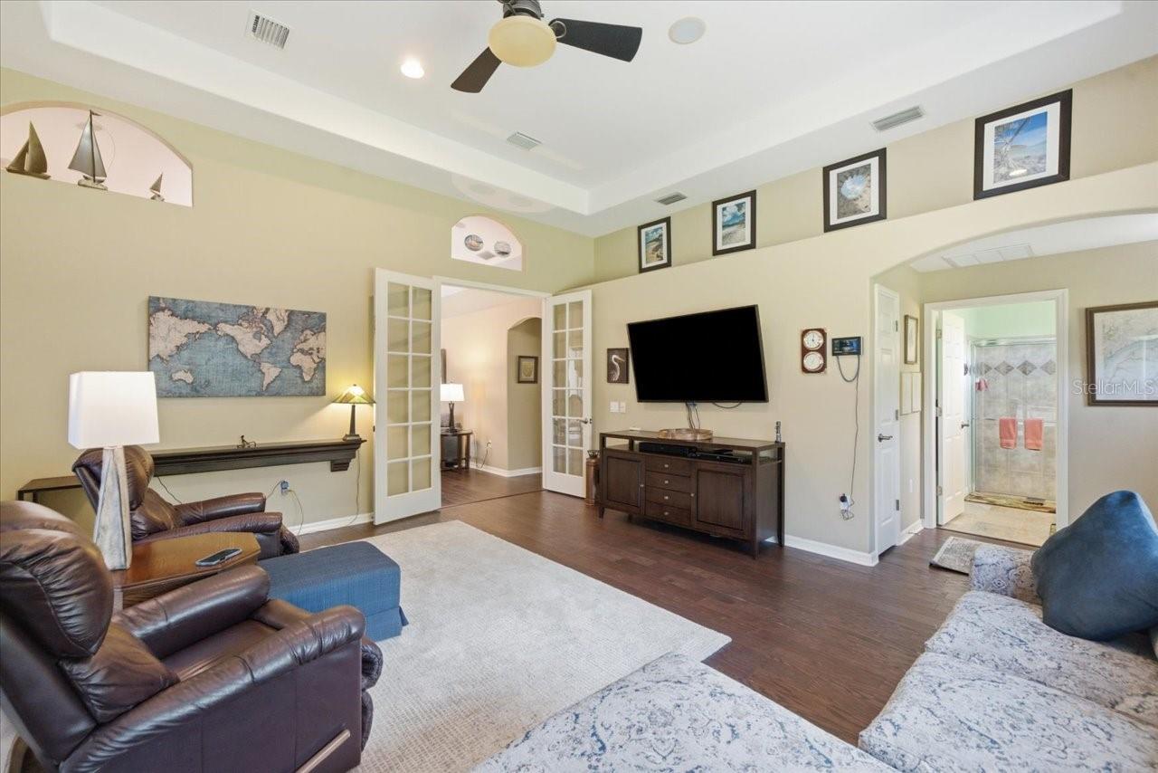 418 PINE BLUFF DR — photo 19