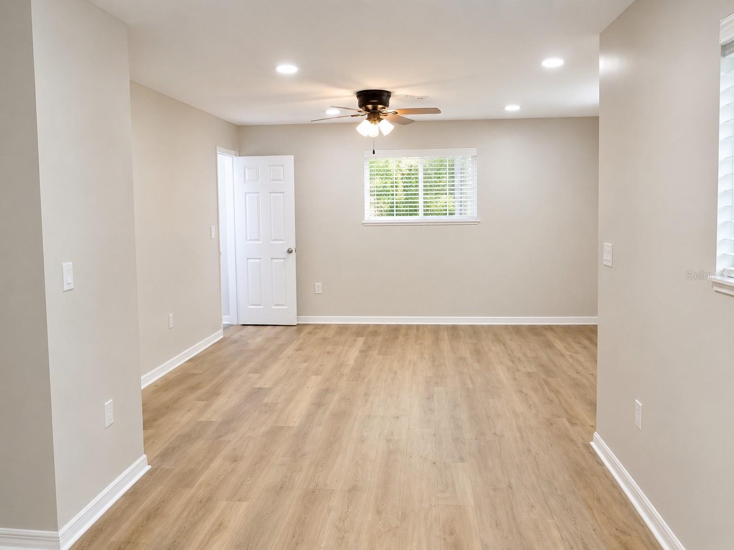 3058 PALMADELIA AVE — photo 5