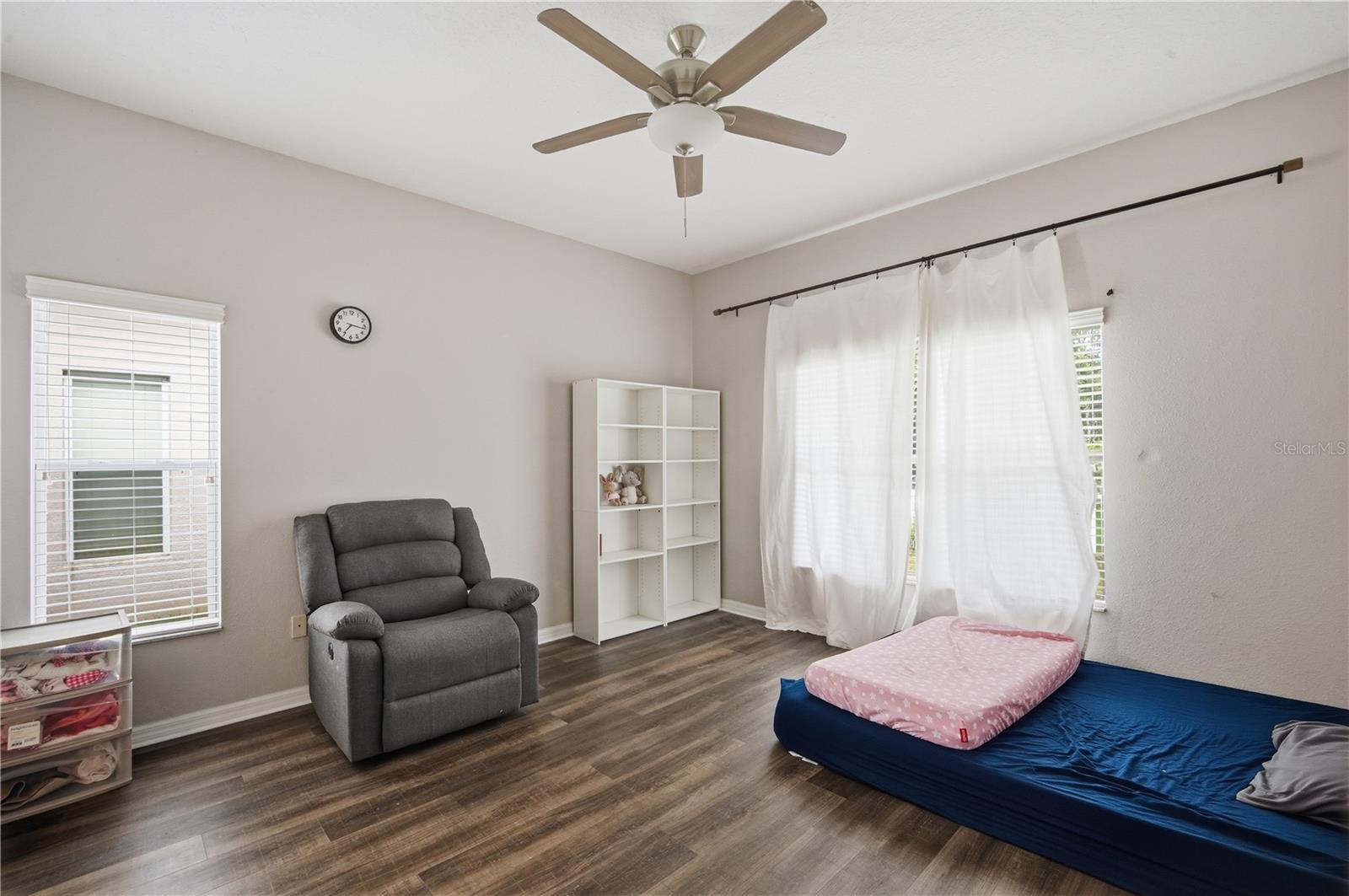 9821 JASMINE BROOK CIR — photo 17