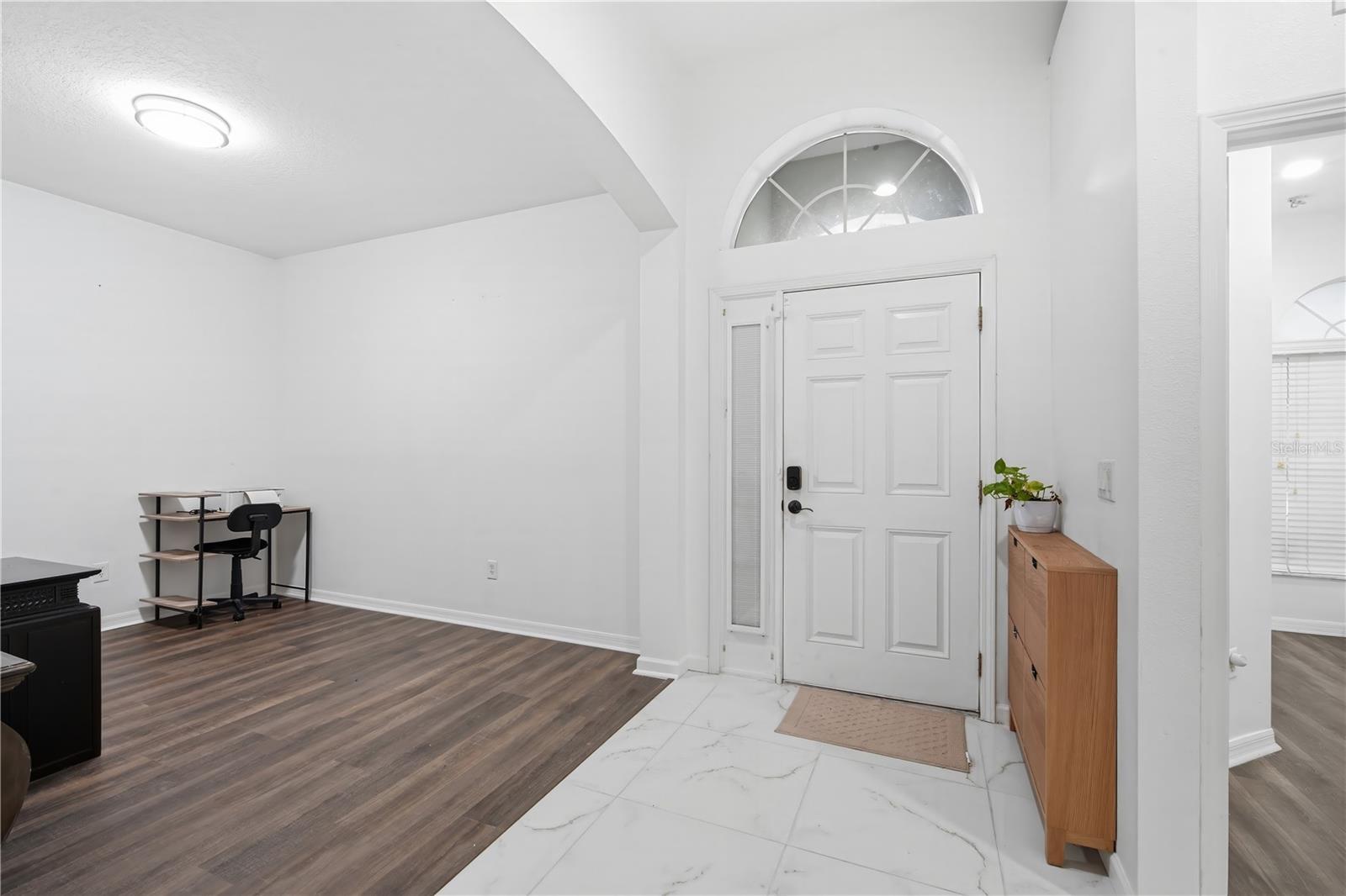9821 JASMINE BROOK CIR — photo 4