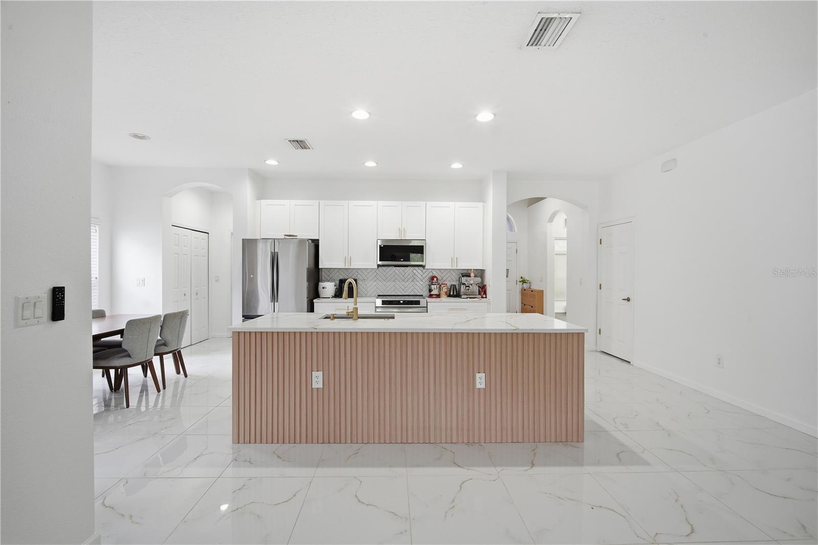 9821 JASMINE BROOK CIR — photo 13
