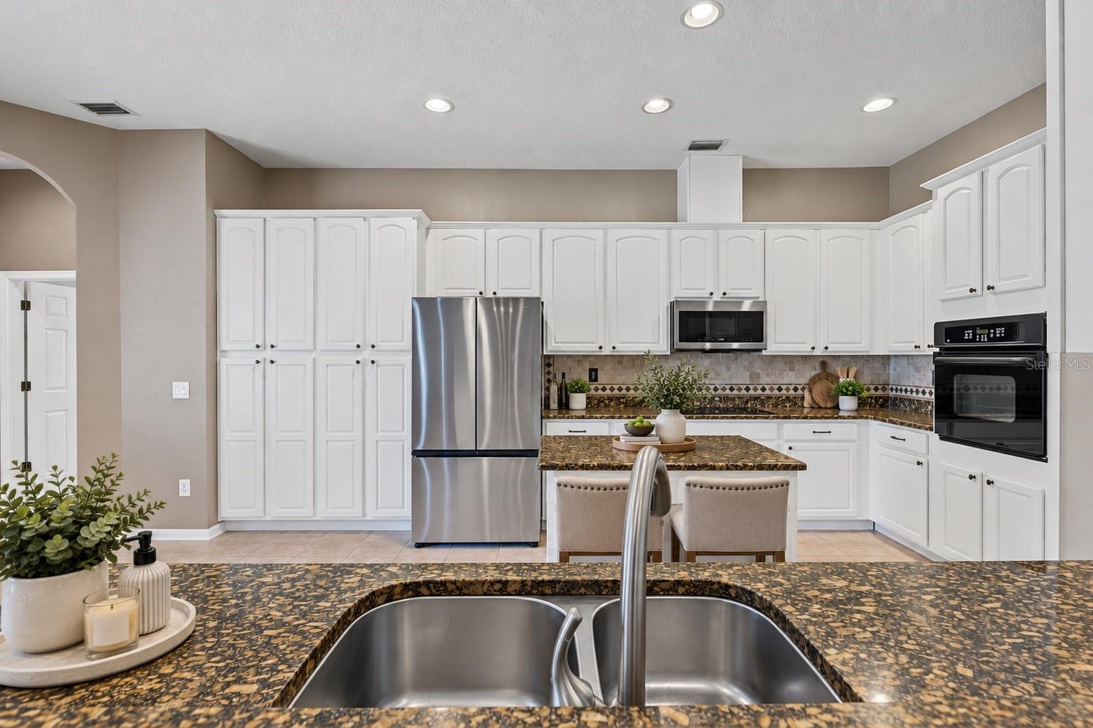 2418 BLUE STONE CT — photo 4