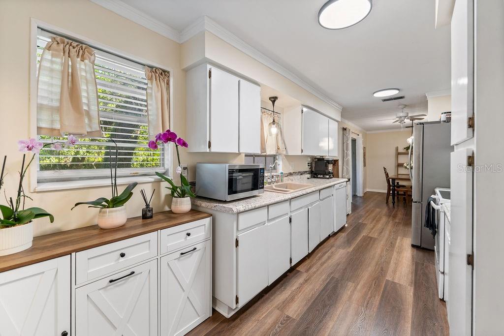 38213 PALM GROVE DR — photo 14