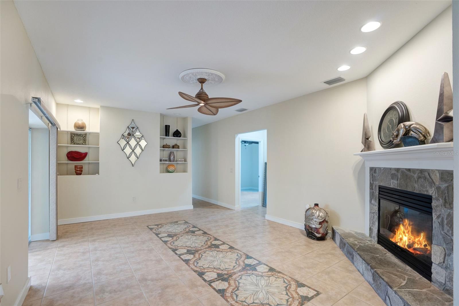 6253 MURIWOOD CT — photo 8