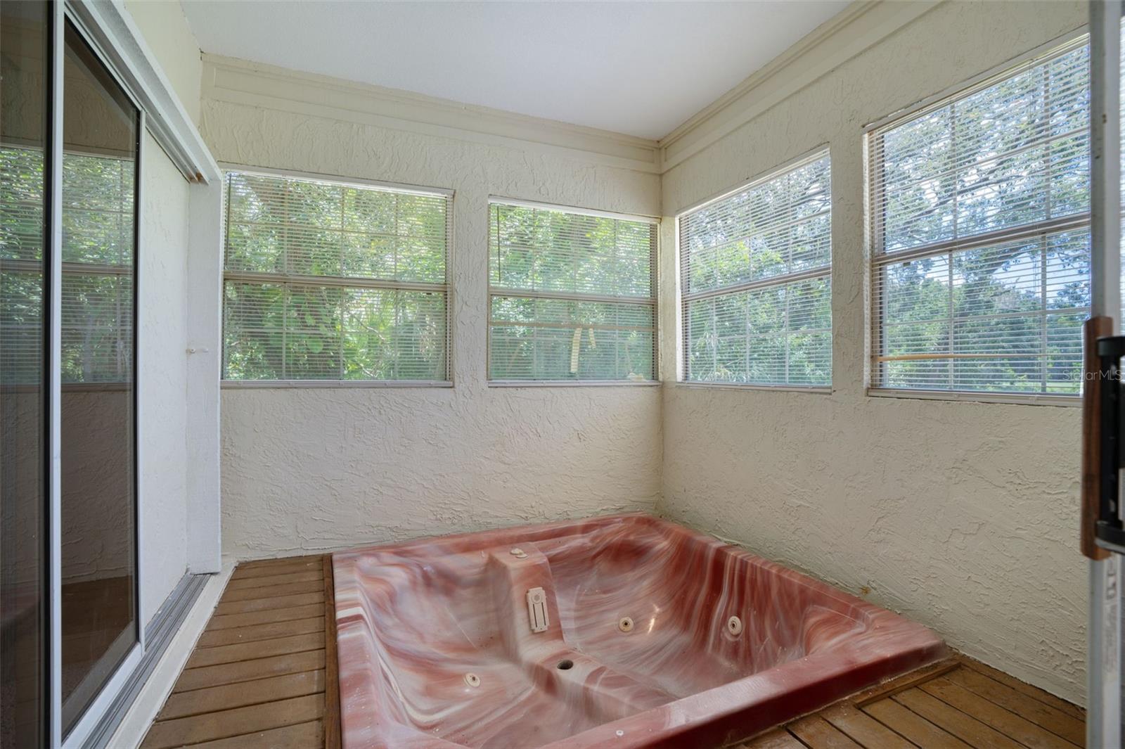 6253 MURIWOOD CT — photo 16