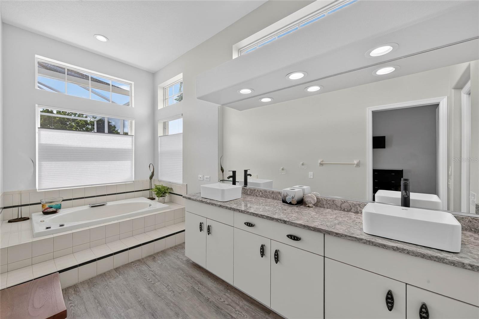 6726 HICKORY HAMMOCK CIR — photo 50
