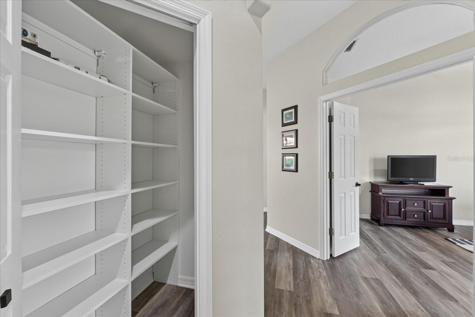 6726 HICKORY HAMMOCK CIR — photo 17