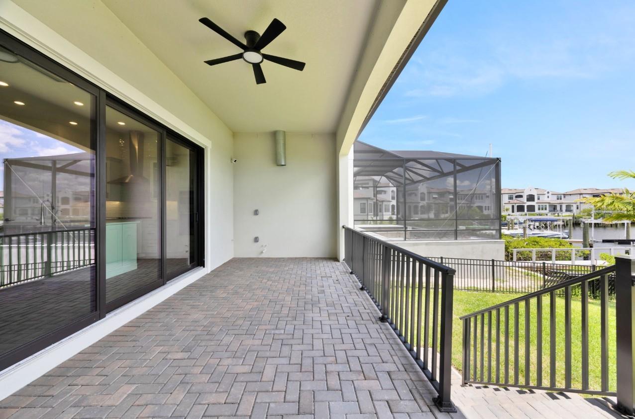 1112 SEAGRAPE DR — photo 45