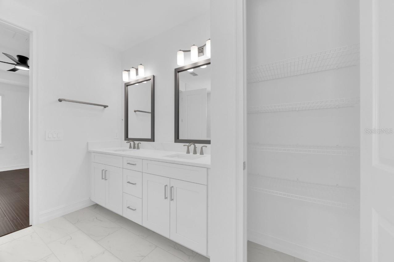 1112 SEAGRAPE DR — photo 34