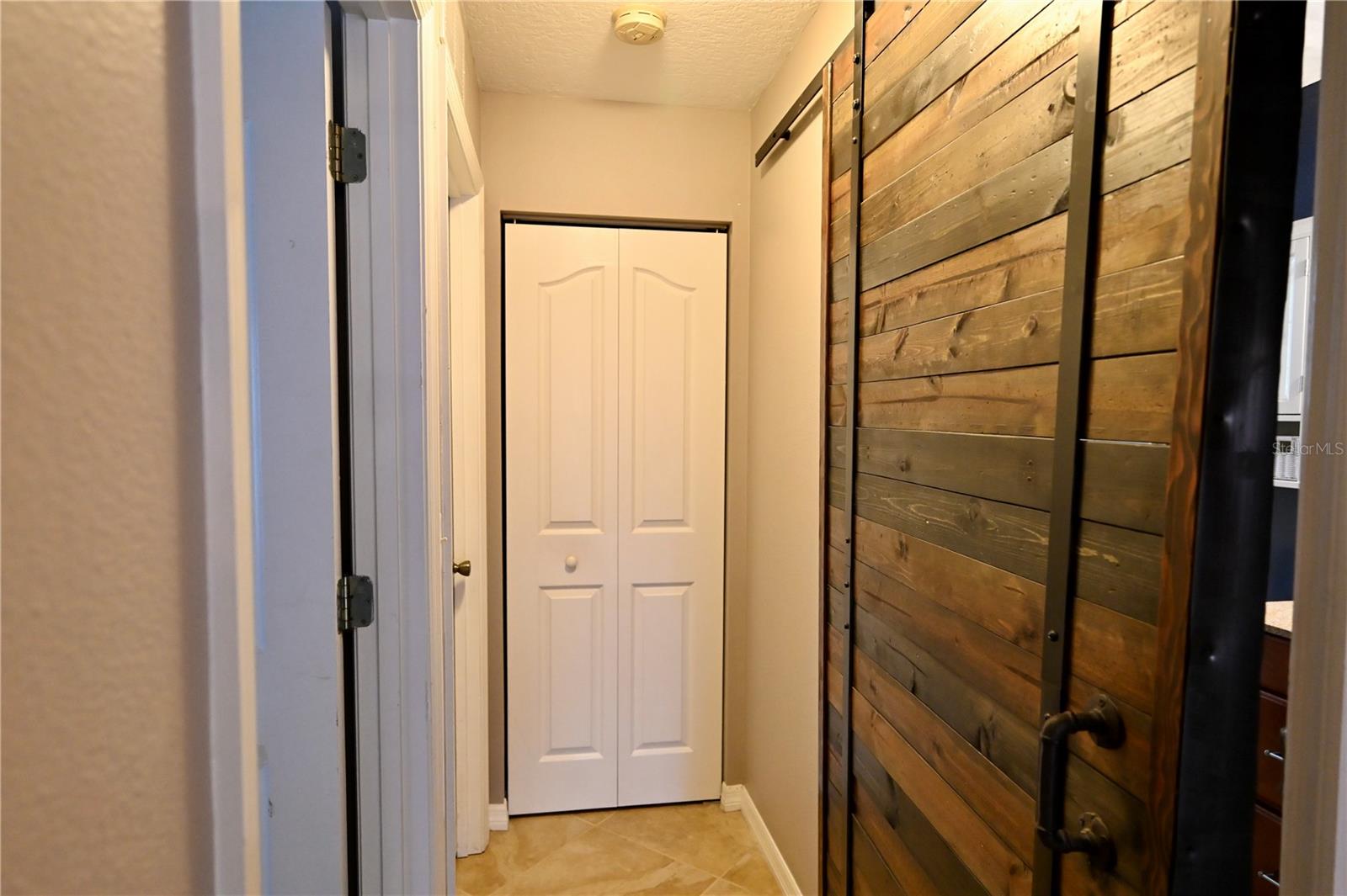 2043 OLD TRENTON LN — photo 33