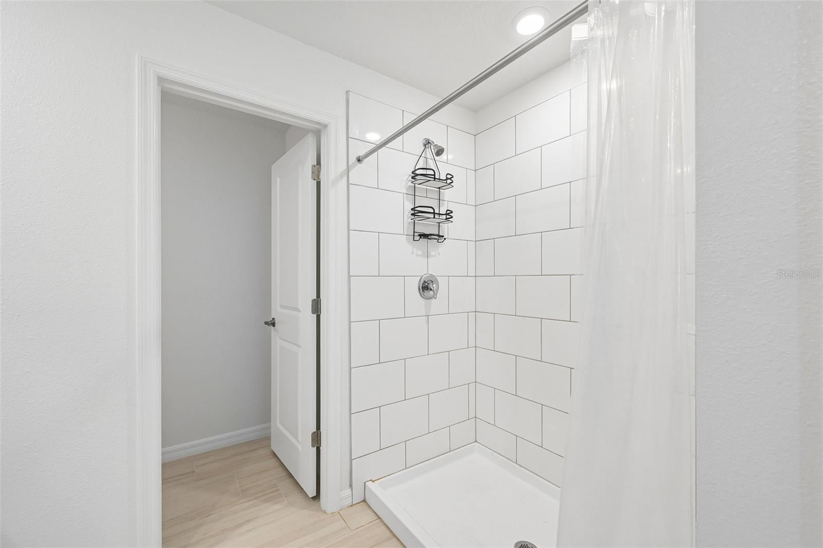 8807 SUNSET PARK TRL — photo 5