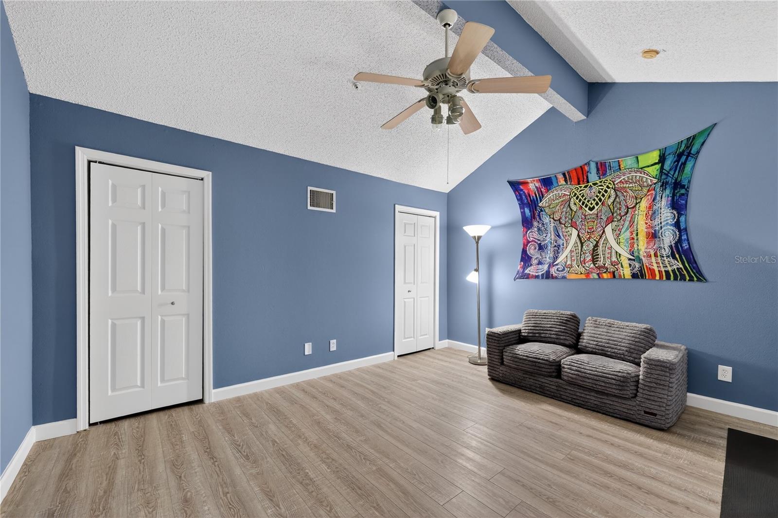 320 ISLAND WAY #603 — photo 21