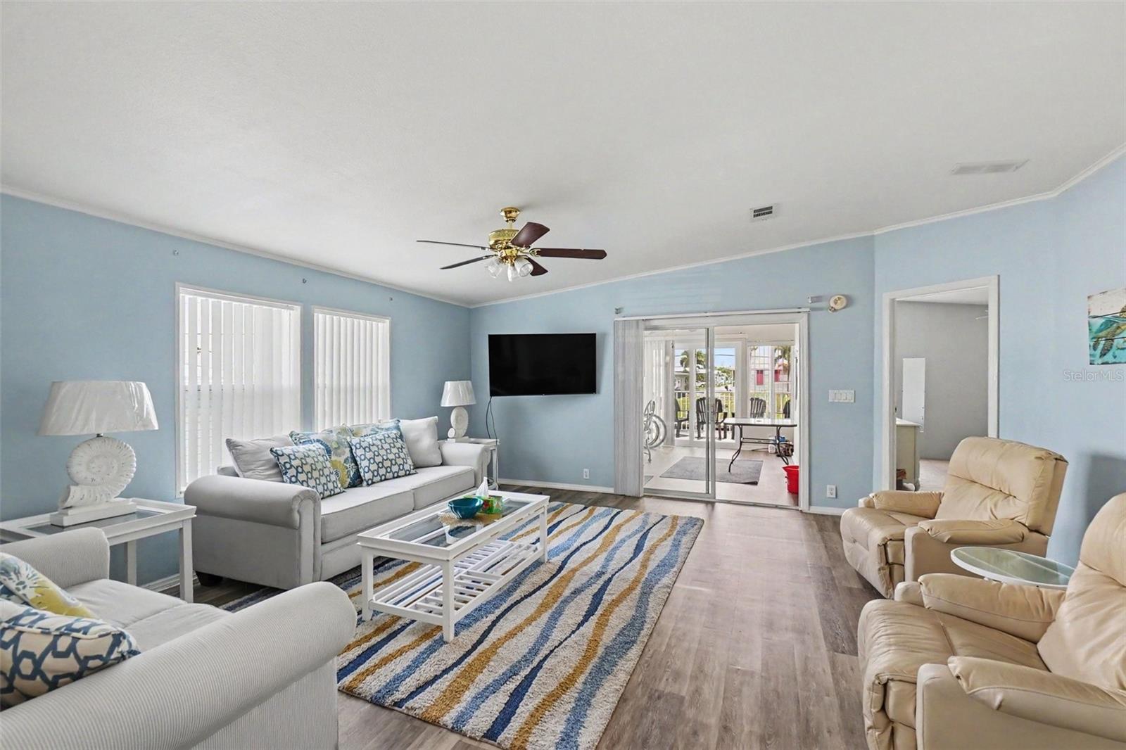 226 BIMINI DR — photo 4
