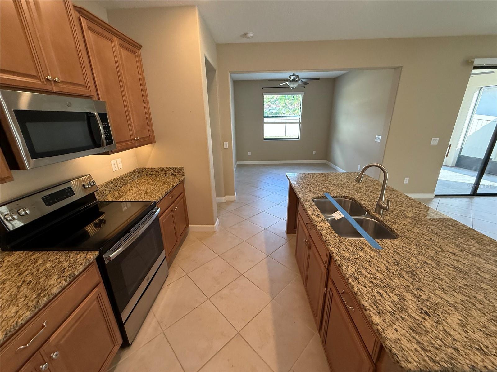 16852 SCUBA CREST ST — photo 3