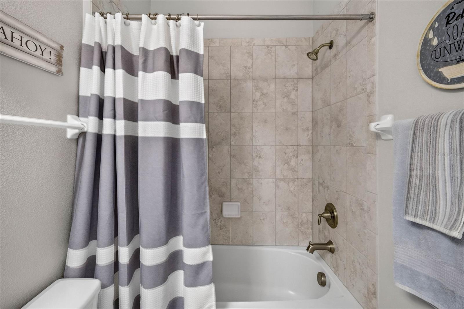 11514 LELAND GROVES DR — photo 24