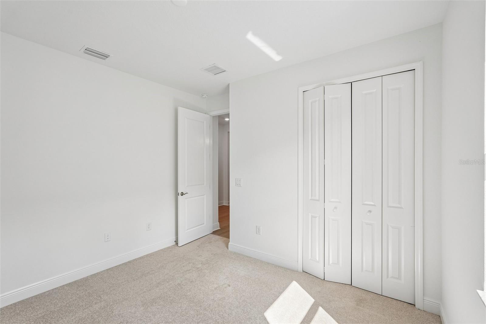 9250 DEEP HORIZON LOOP — photo 11
