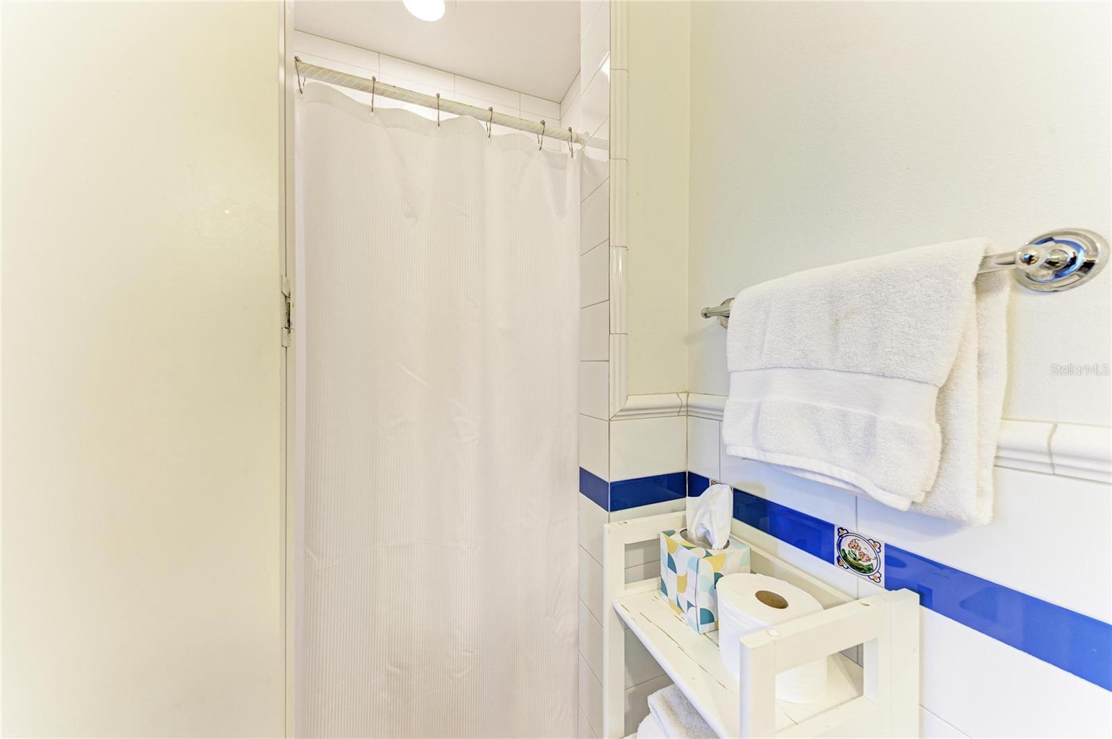 101 PALM AVE #3 — photo 24