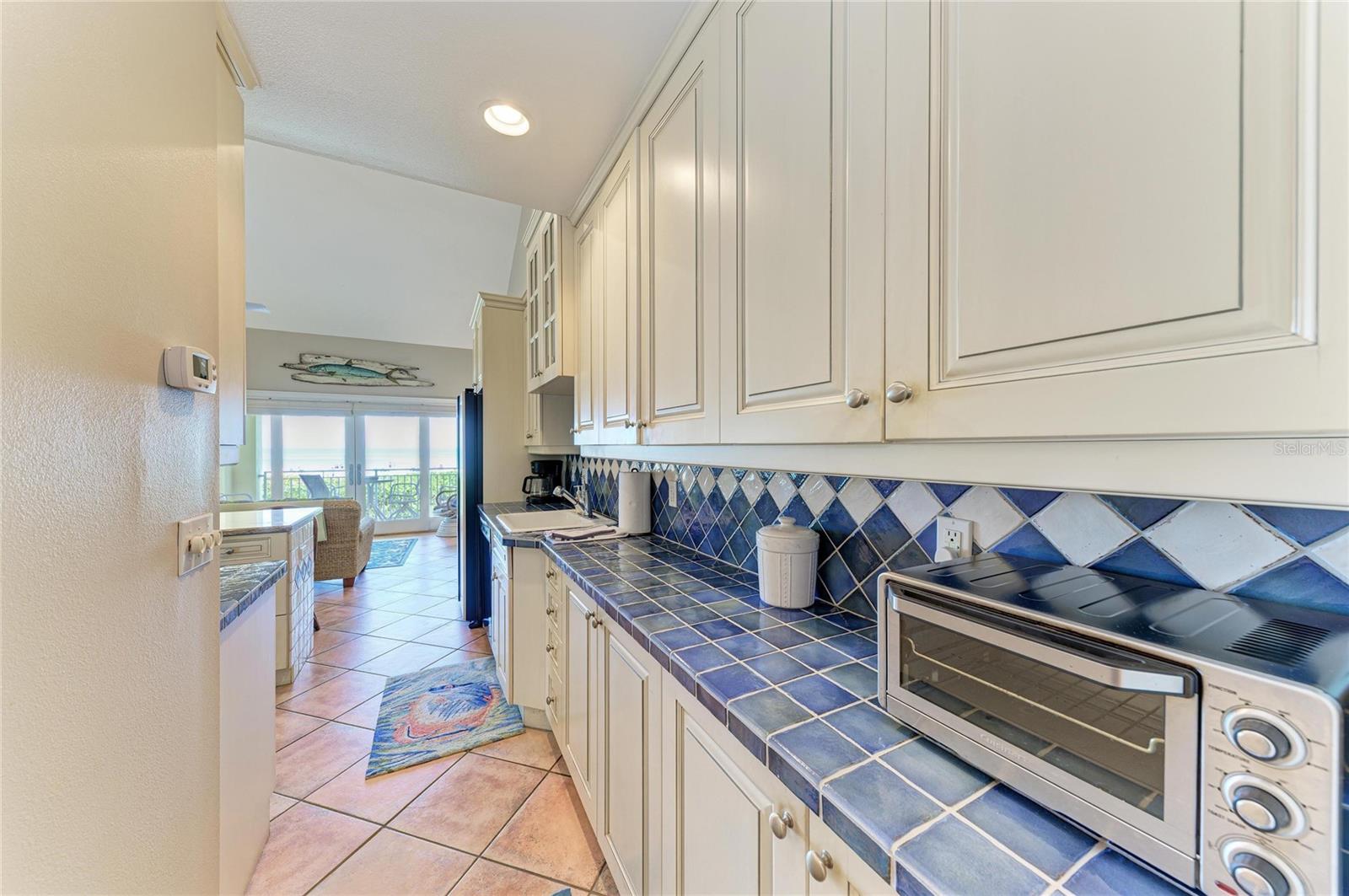 101 PALM AVE #3 — photo 11