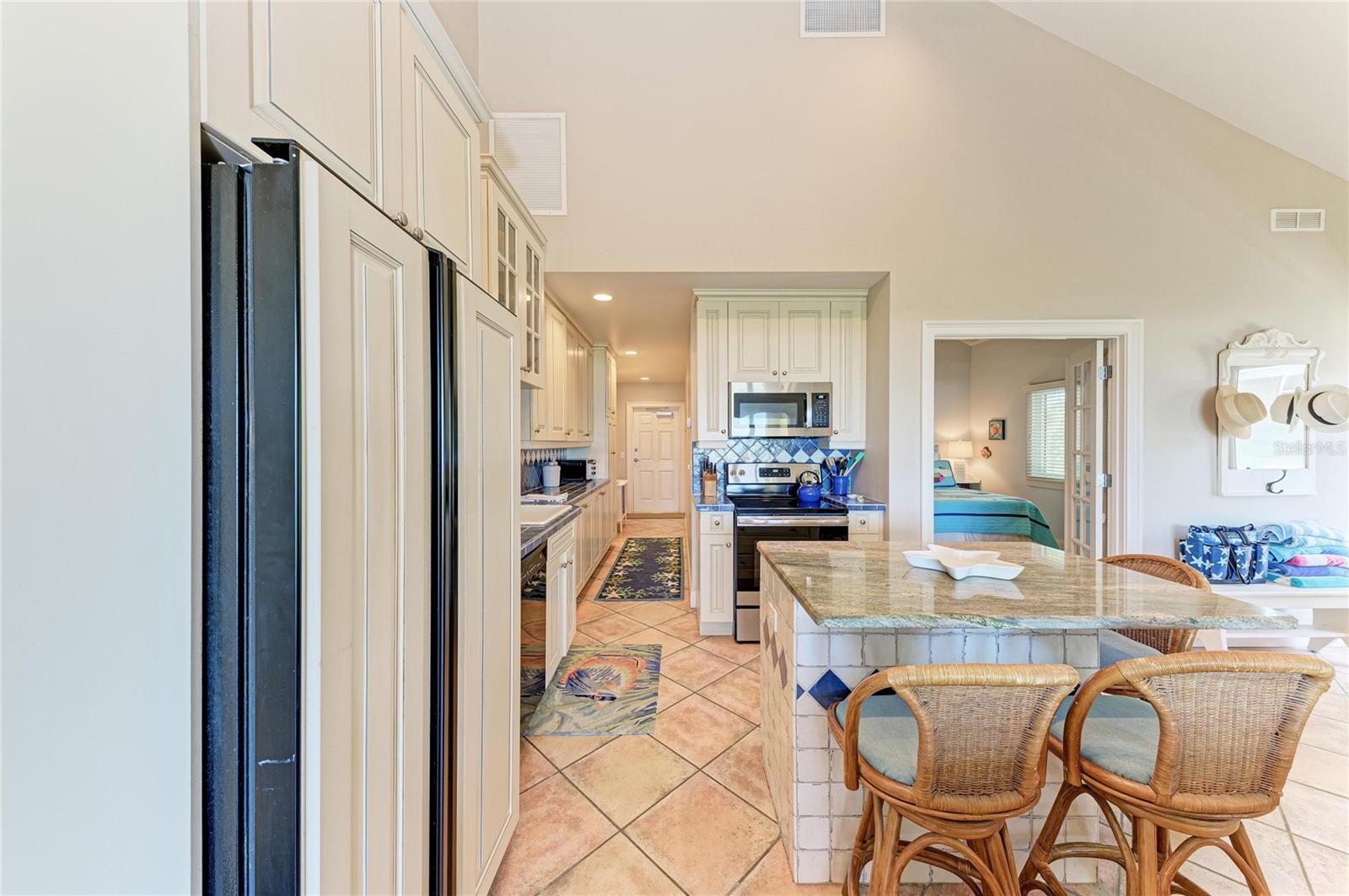101 PALM AVE #3 — photo 9