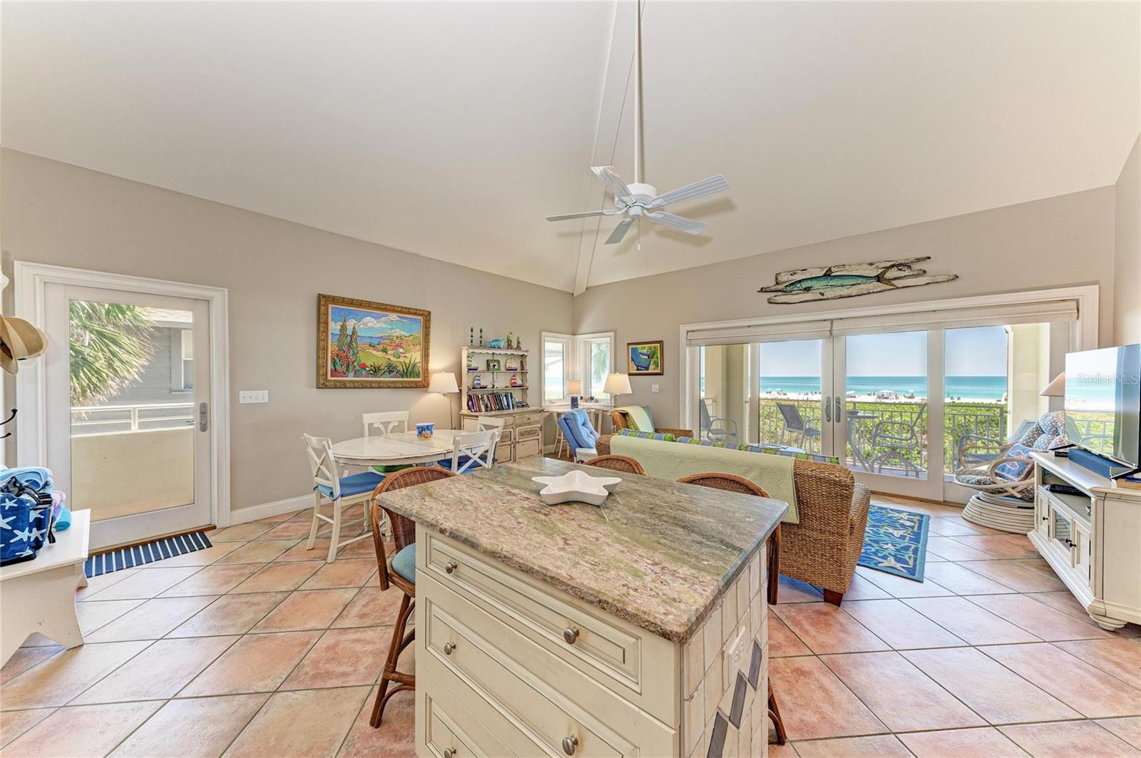 101 PALM AVE #3 — photo 12