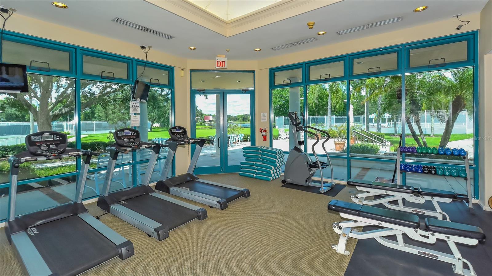 7906 WHITEBRIDGE GLN — photo 59