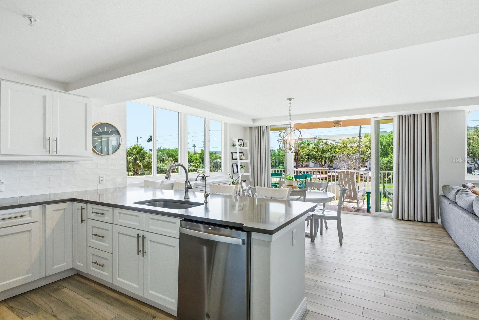 223 ISLAND WAY #2D — photo 10