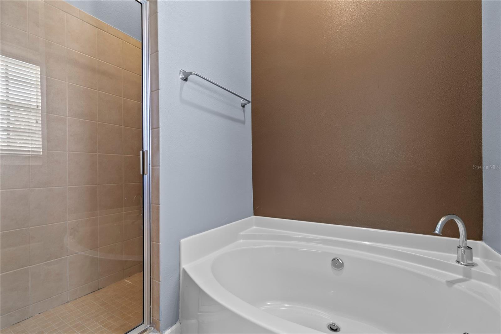 11504 BELLAMAR ST — photo 31