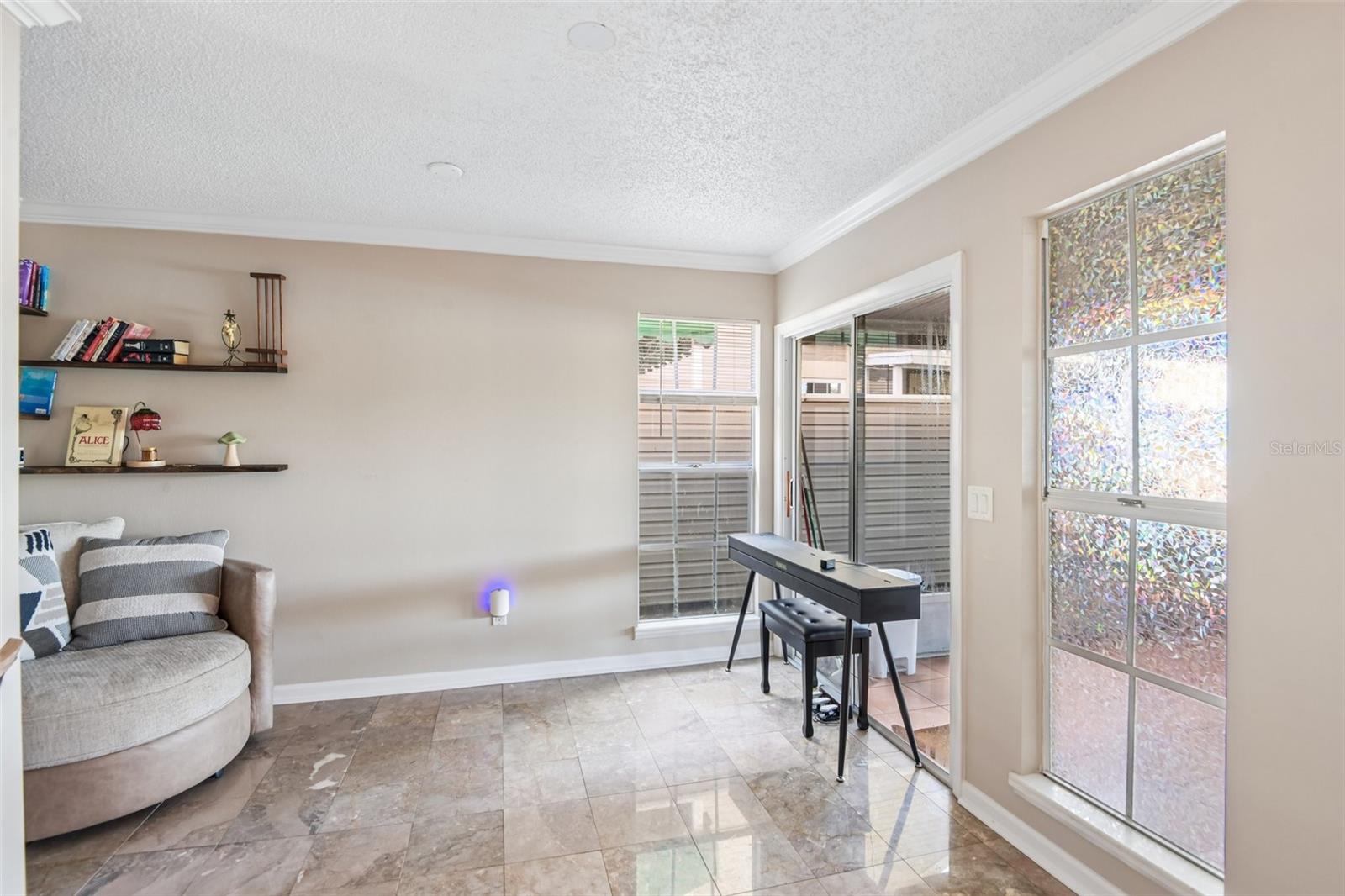6910 LAKE PLACE CT — photo 10