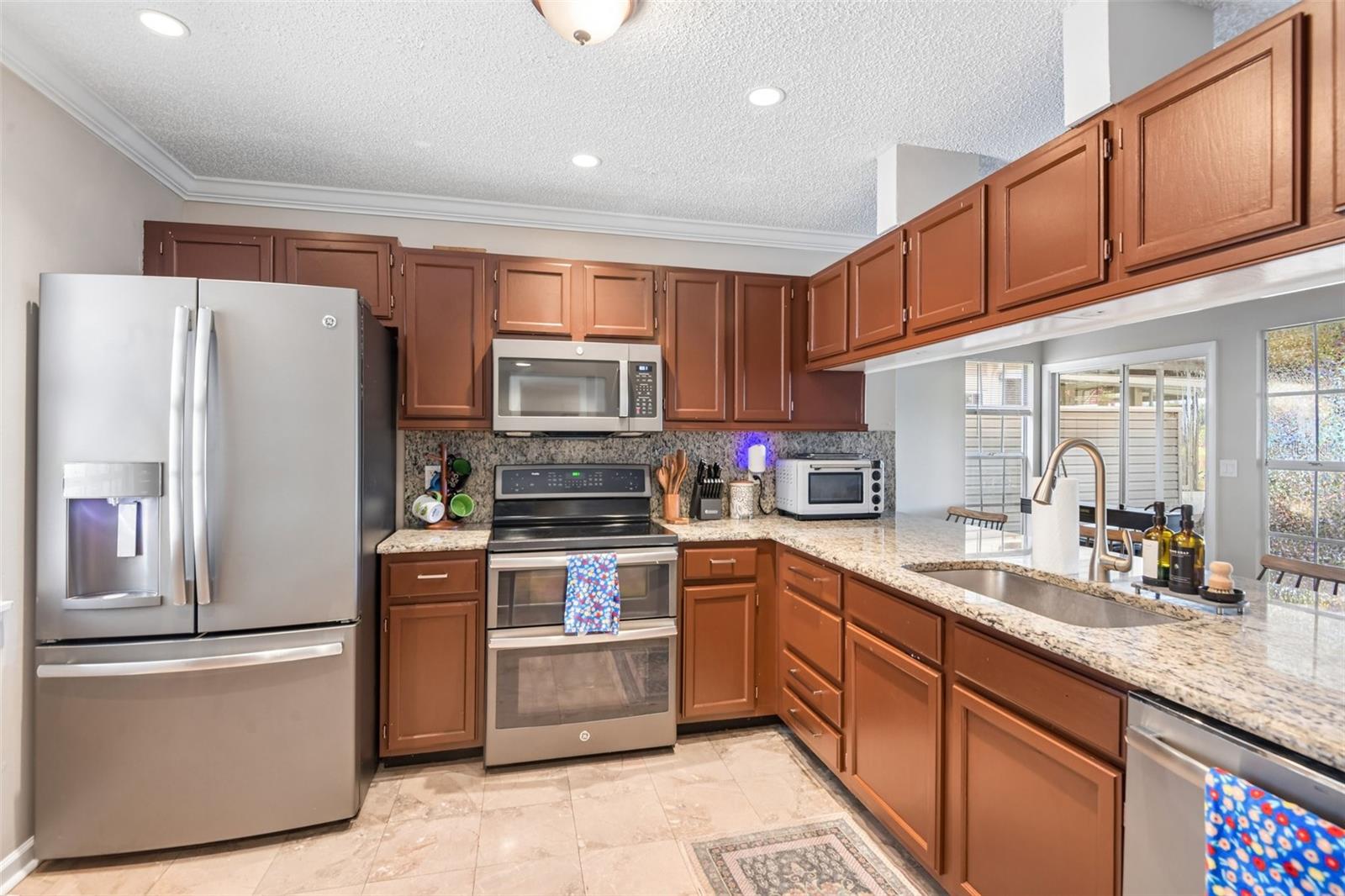 6910 LAKE PLACE CT — photo 16