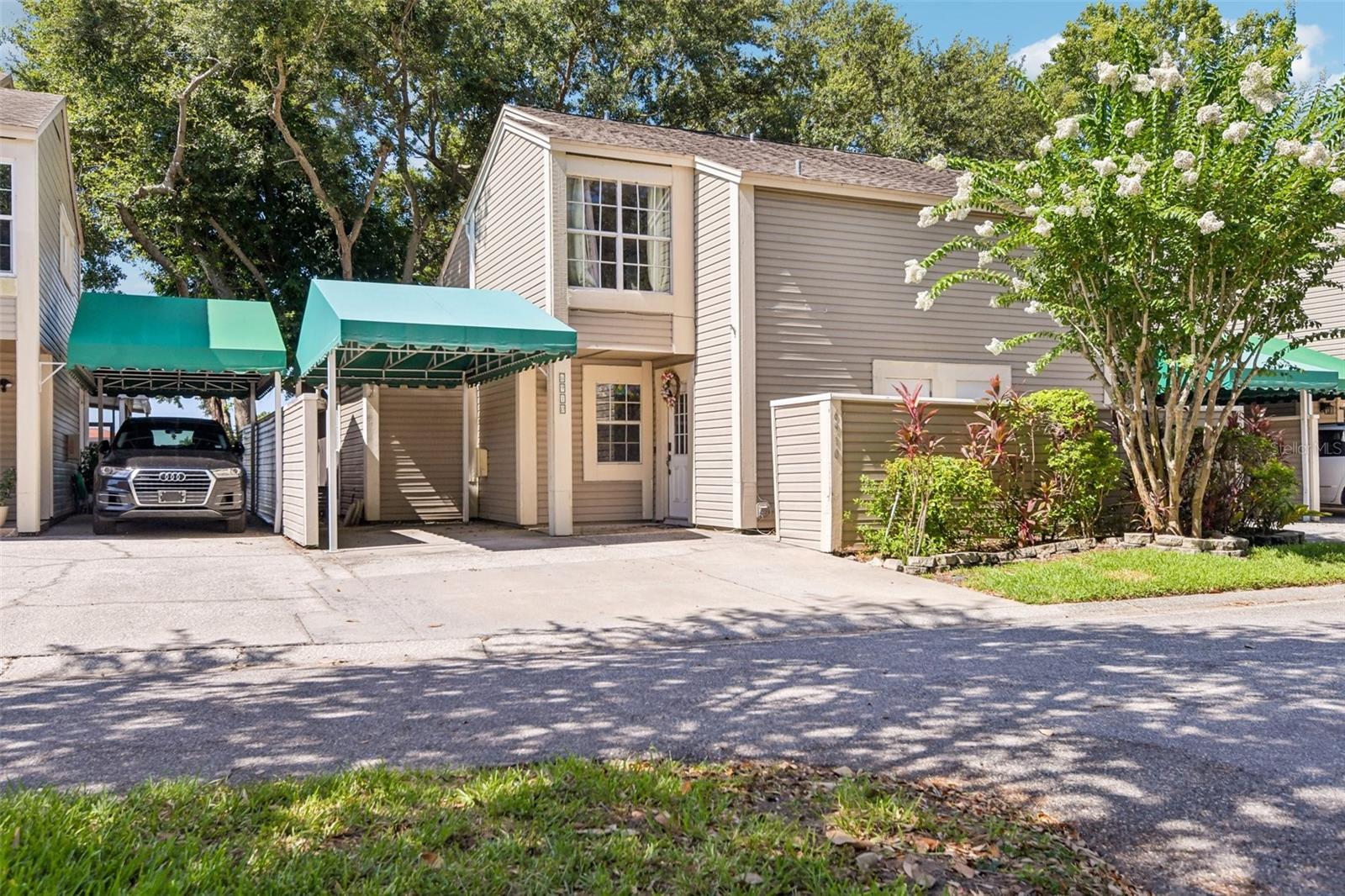6910 LAKE PLACE CT — photo 3