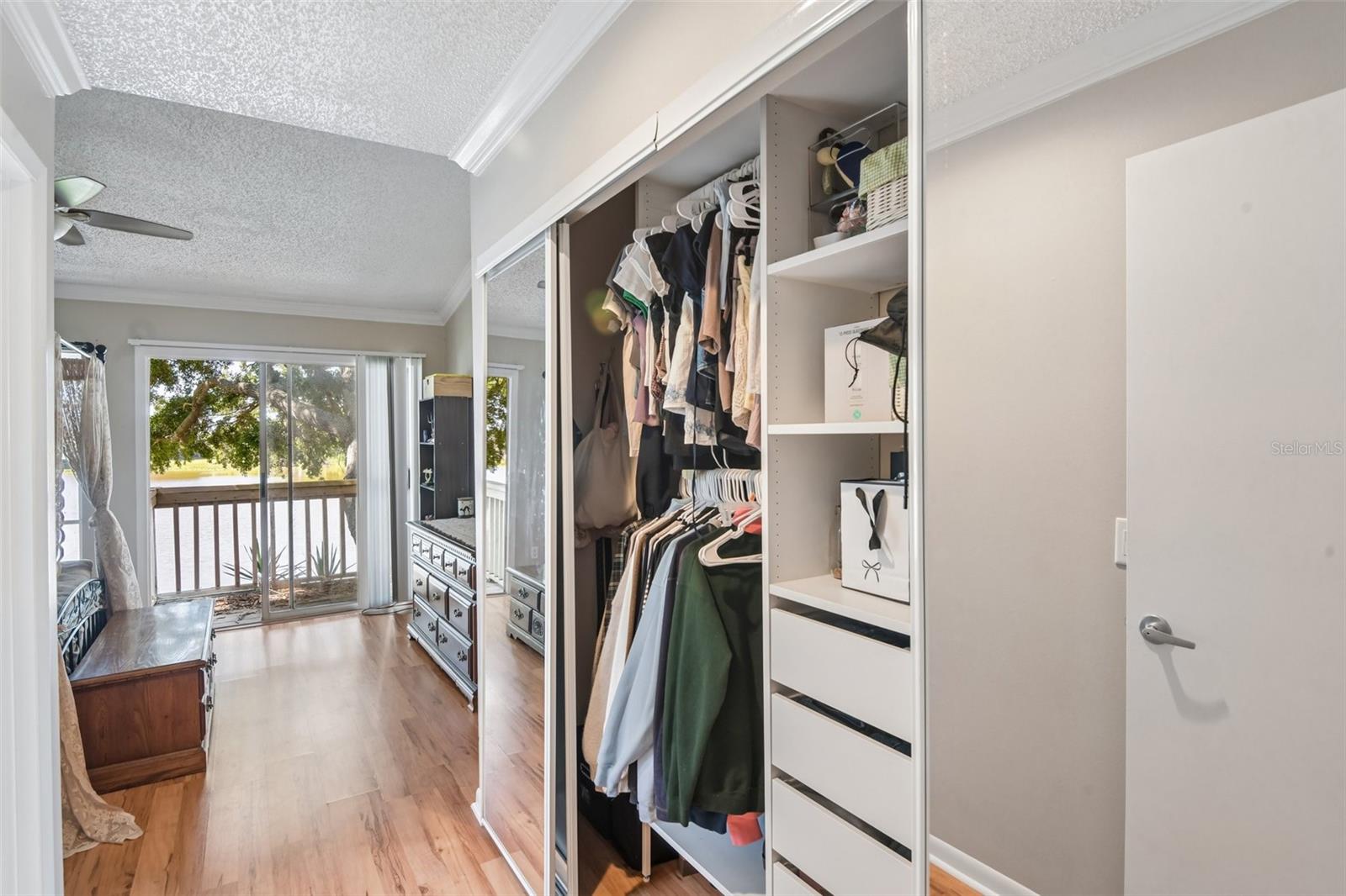 6910 LAKE PLACE CT — photo 26