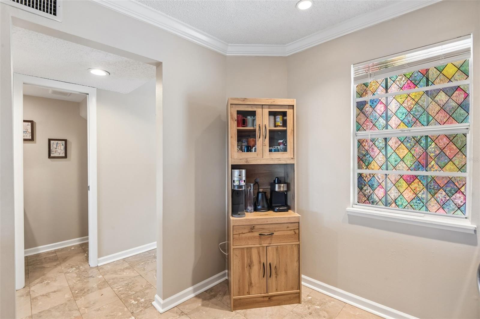 6910 LAKE PLACE CT — photo 9