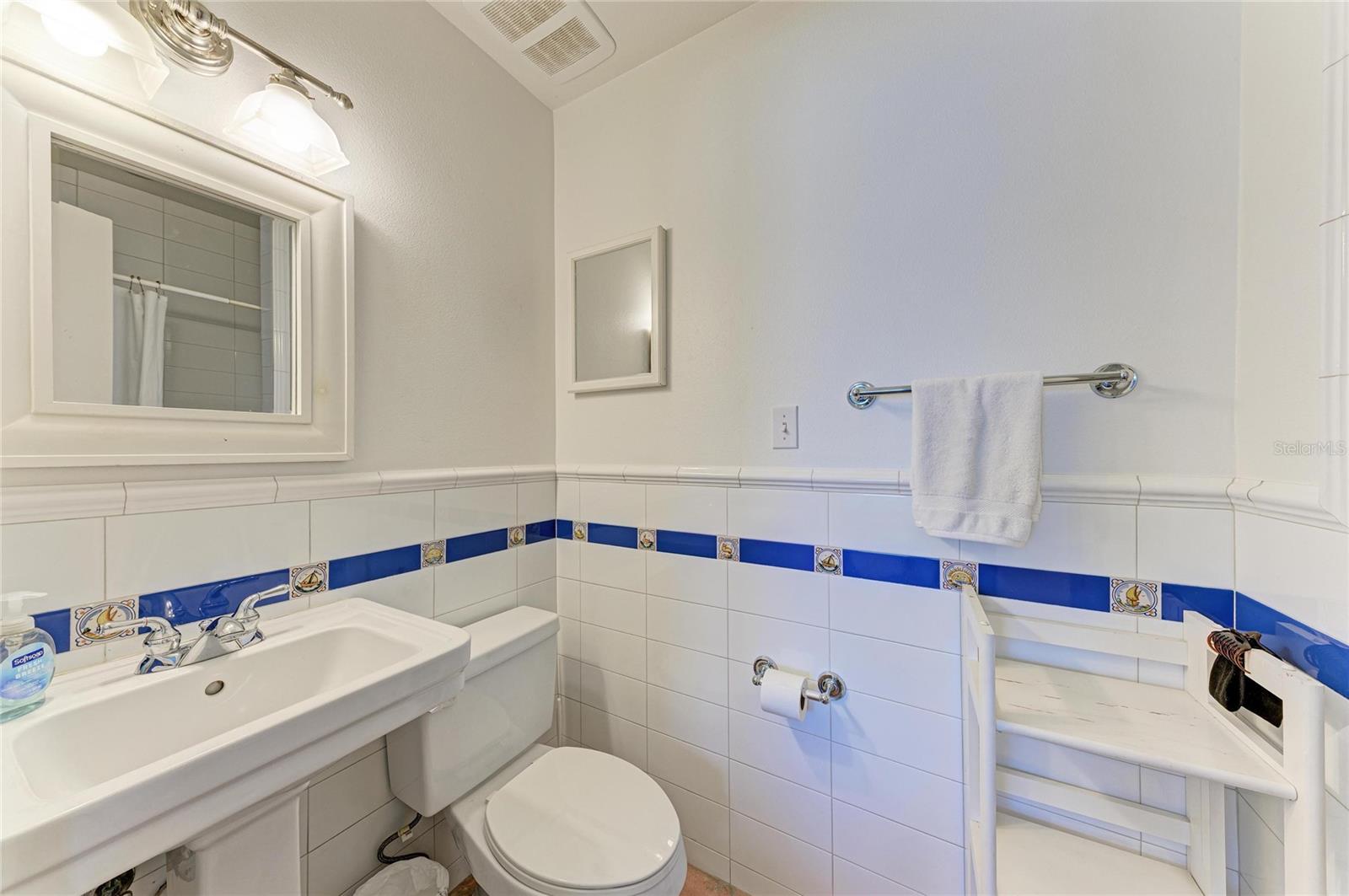 101 PALM AVE #4 — photo 25