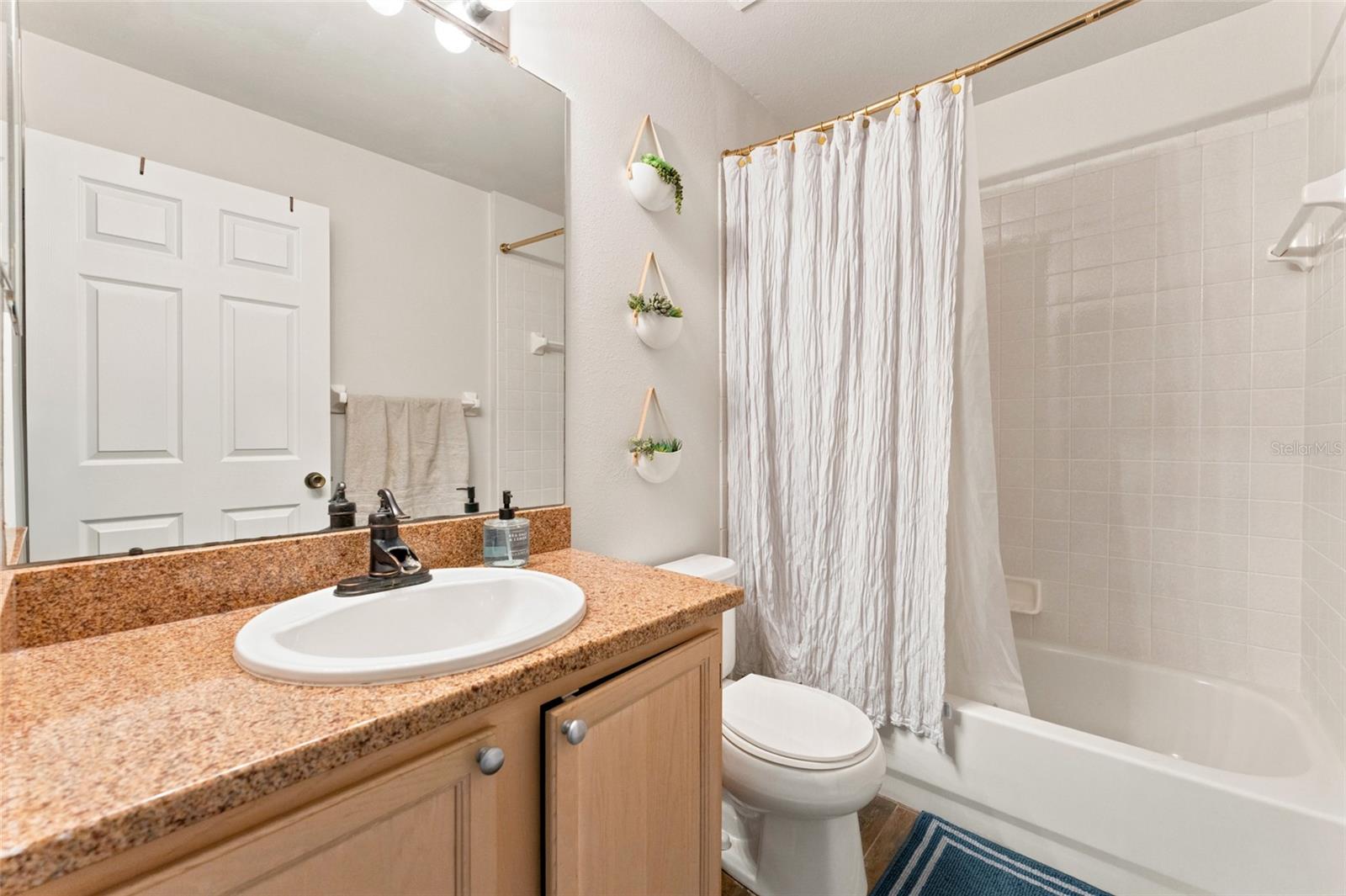 15629 EASTBOURN DR — photo 26