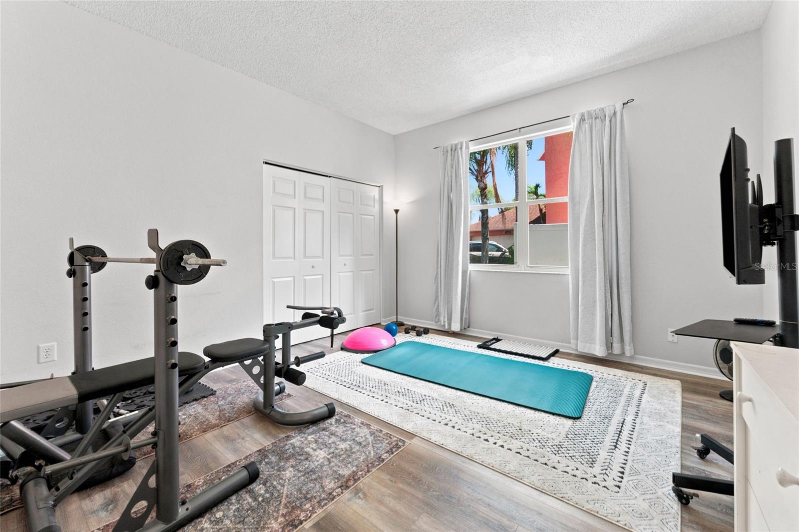 15629 EASTBOURN DR — photo 27