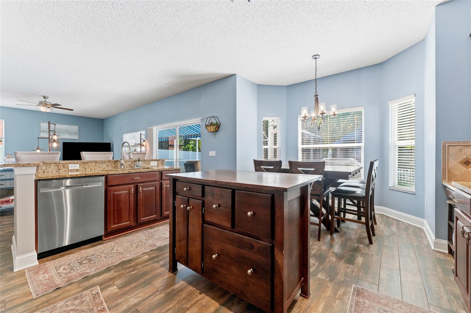 15629 EASTBOURN DR — photo 6