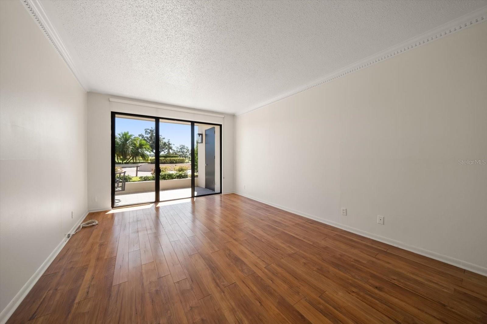 4 BELLEVIEW BLVD #106 — photo 31