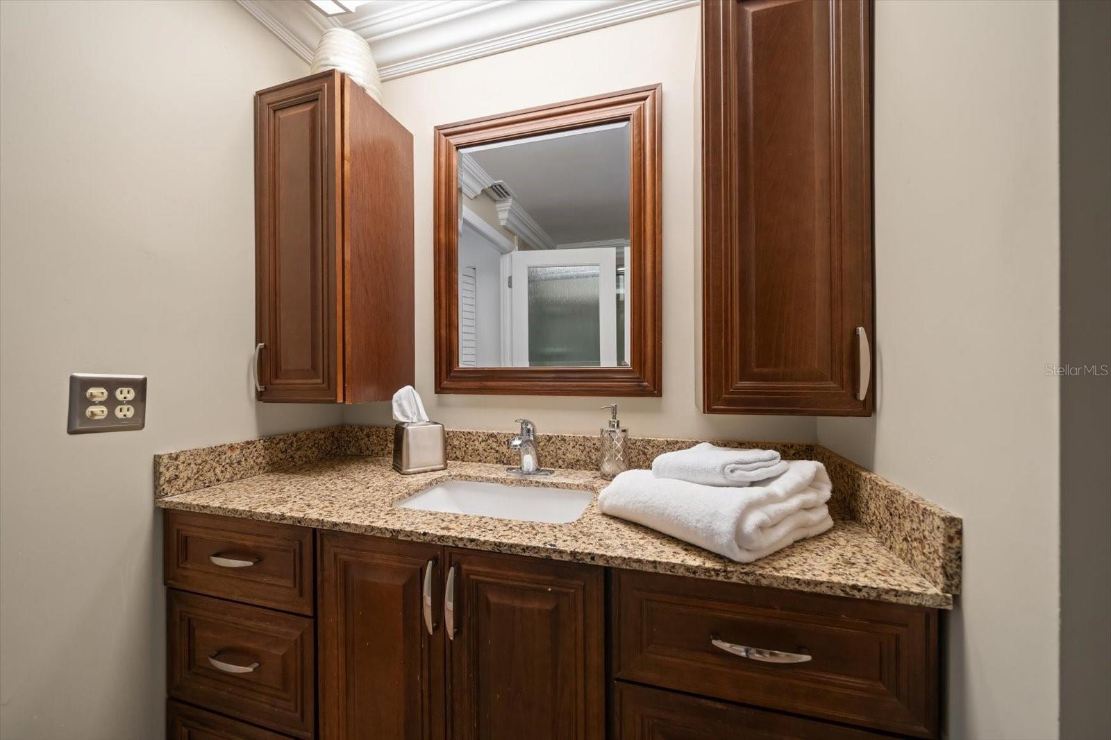4 BELLEVIEW BLVD #106 — photo 37