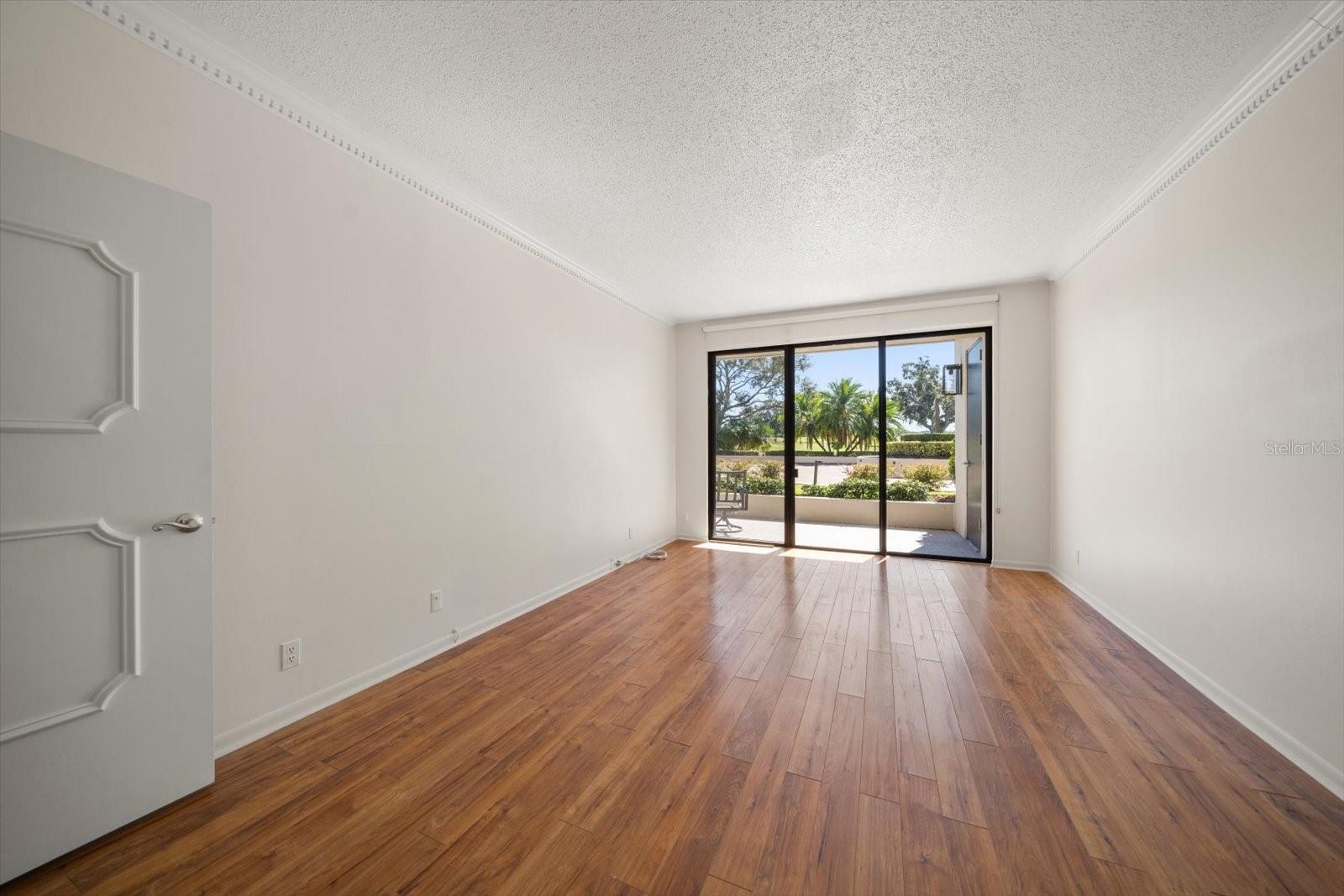 4 BELLEVIEW BLVD #106 — photo 30