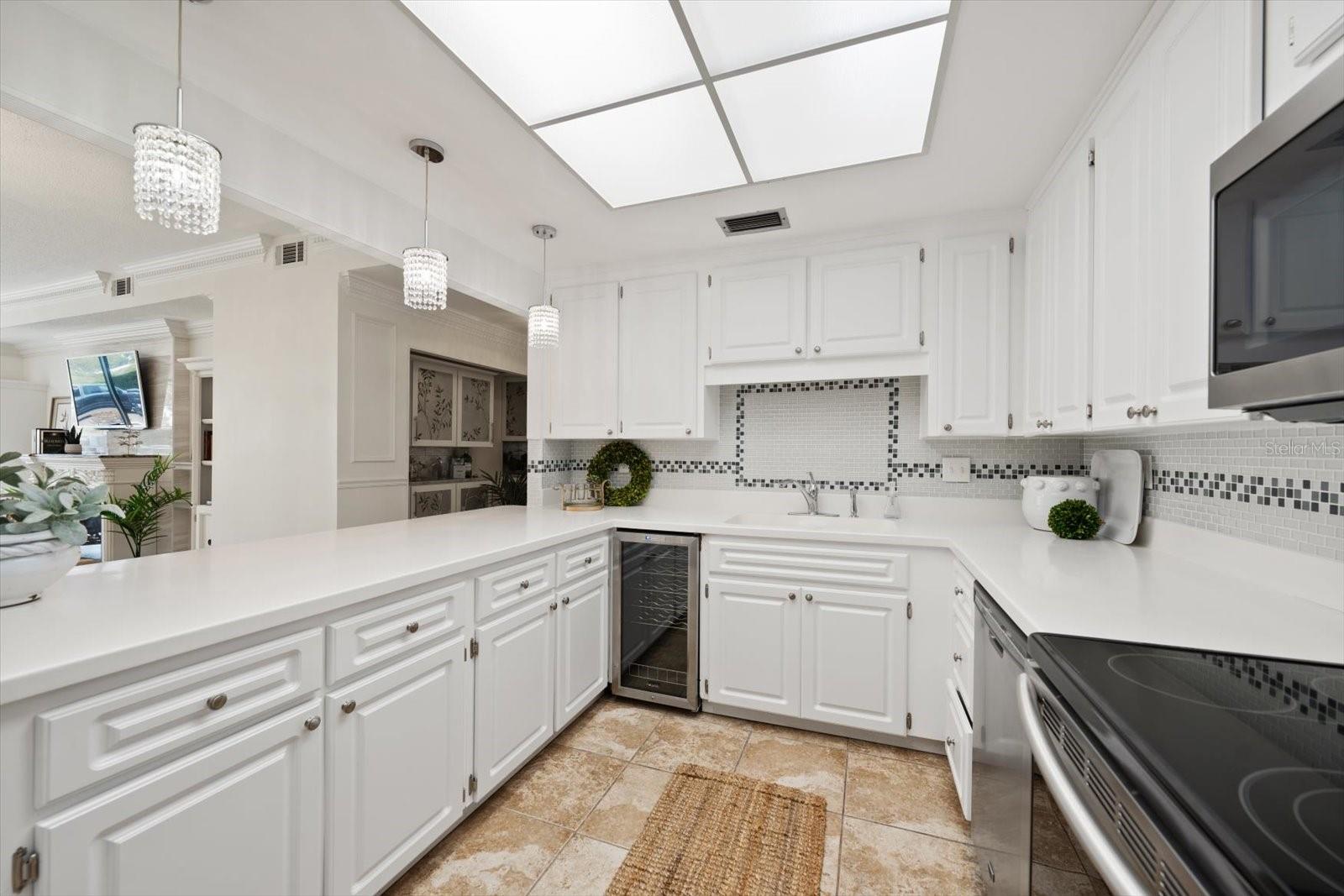 4 BELLEVIEW BLVD #106 — photo 10