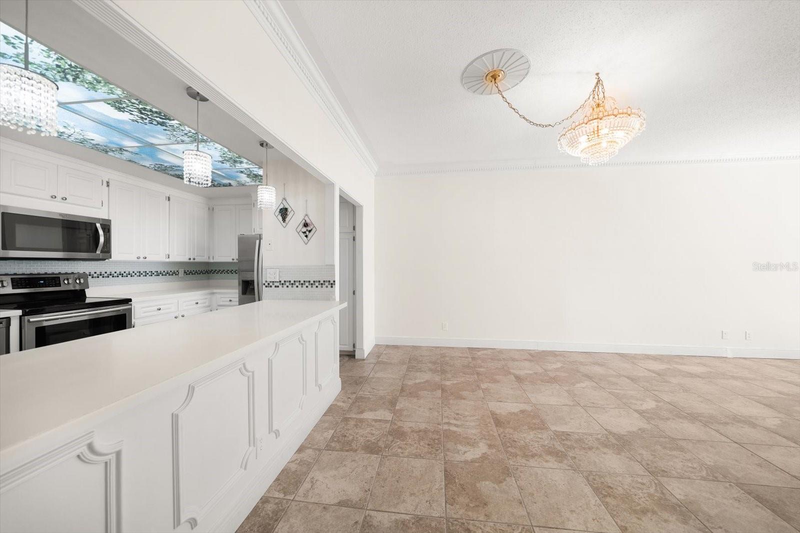 4 BELLEVIEW BLVD #106 — photo 43