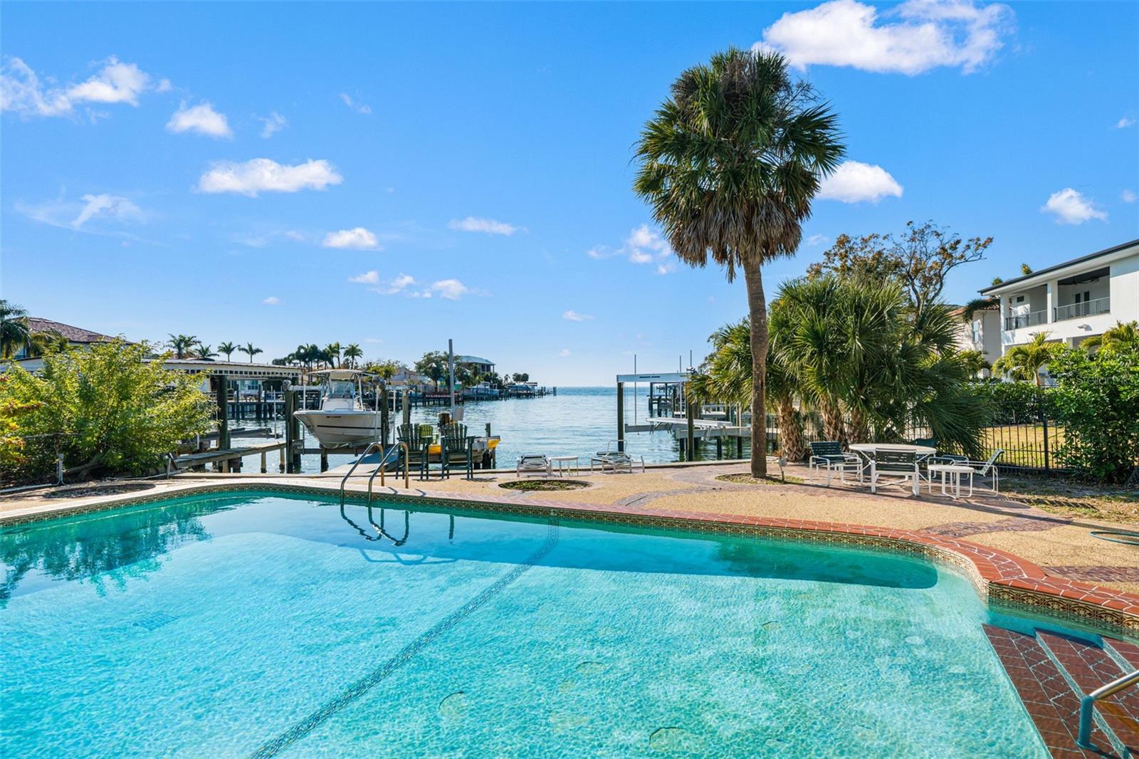2605 S BEACH DR — photo 8