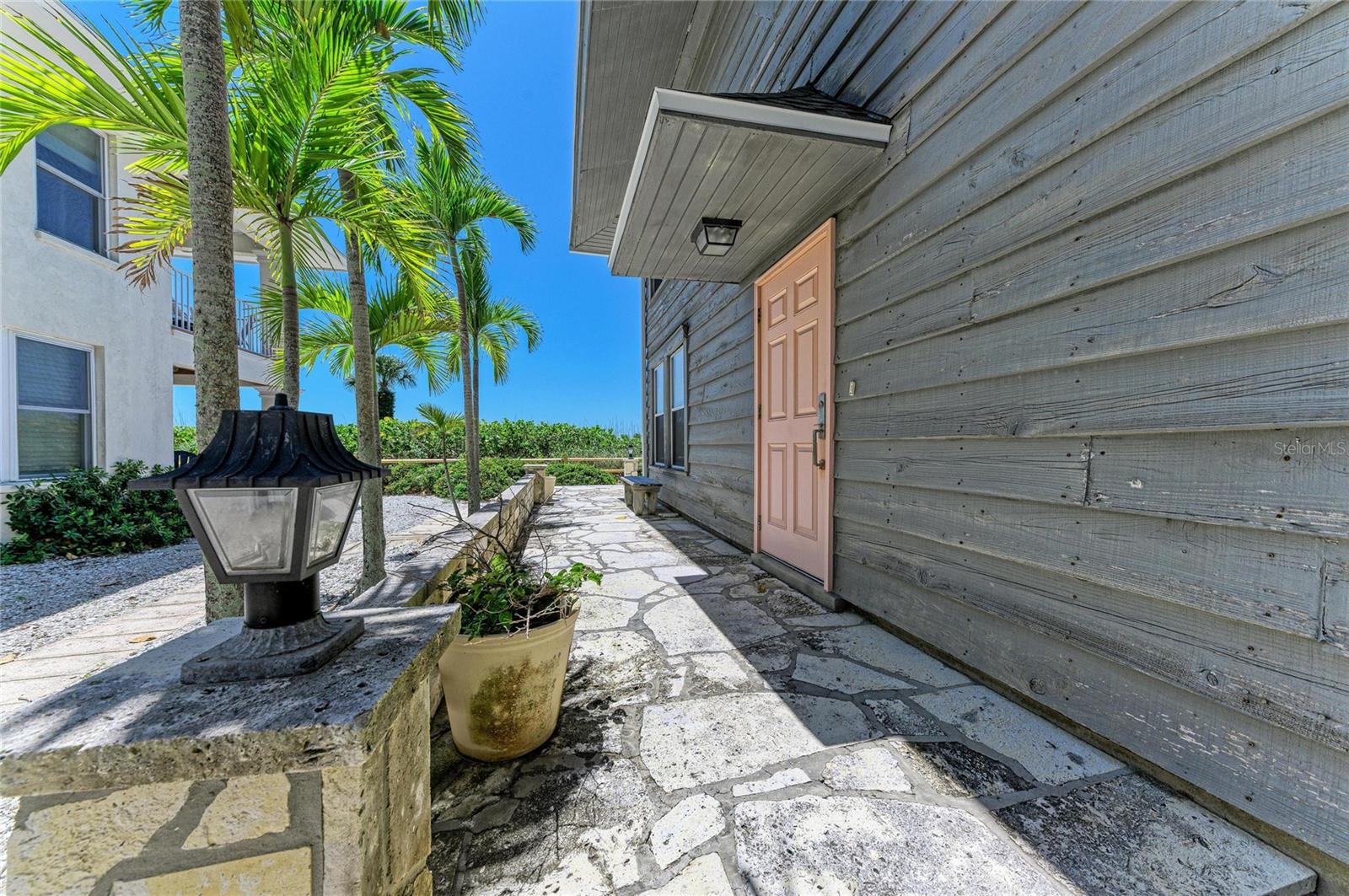 102 PALMETTO AVE — photo 8