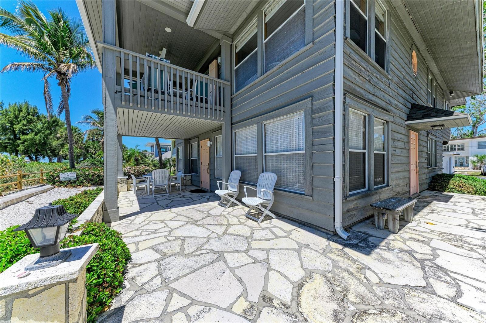 102 PALMETTO AVE — photo 48