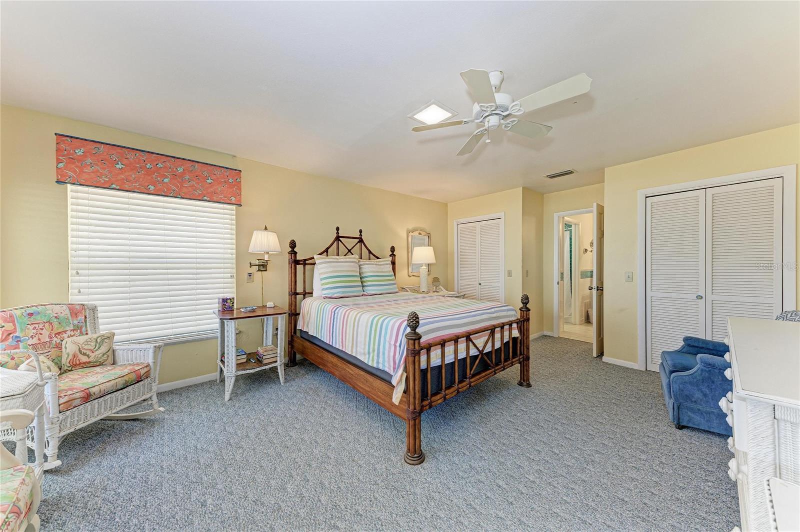 102 PALMETTO AVE — photo 38