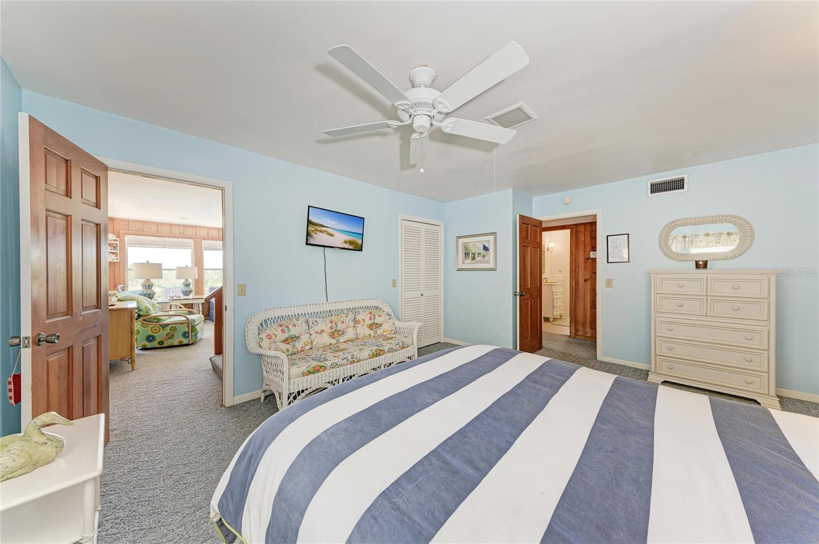 102 PALMETTO AVE — photo 26