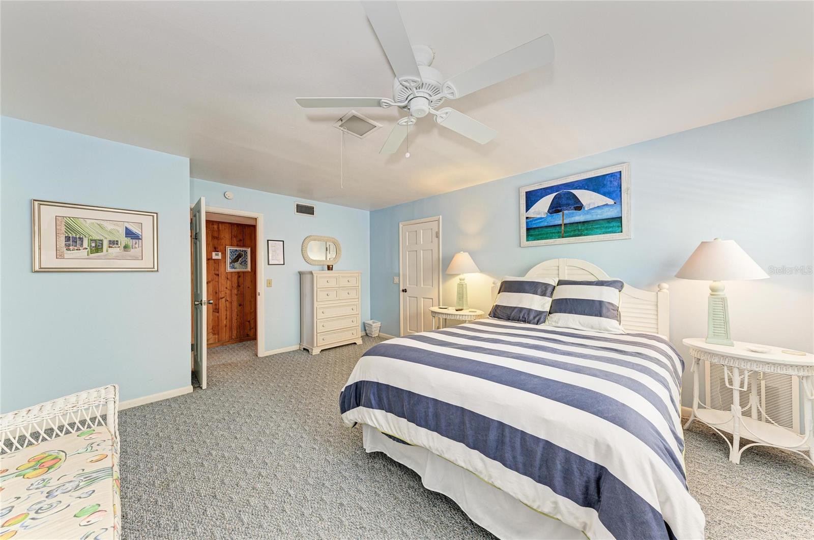 102 PALMETTO AVE — photo 25