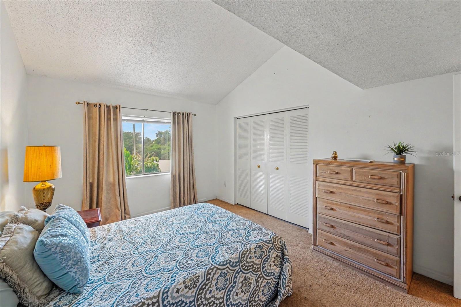 2095 SUNSET POINT RD #1904 — photo 11